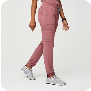 Women’s Figs Mauve Taldora - Petite small Skinny Jogger Scrub Pants